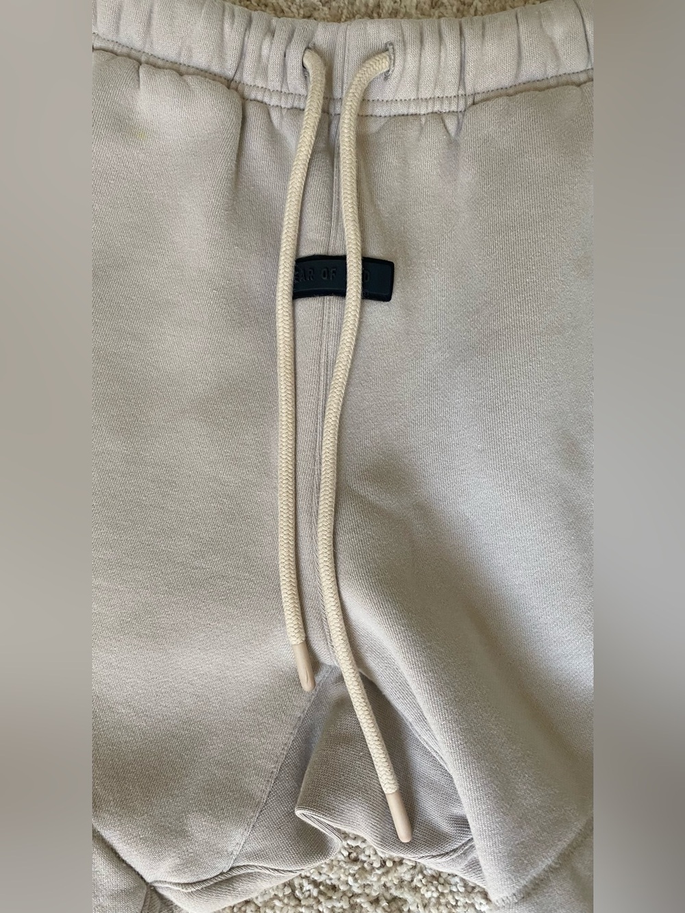 Fear of God Essentials Cream/Tan Shorts - Picture 4 of 5